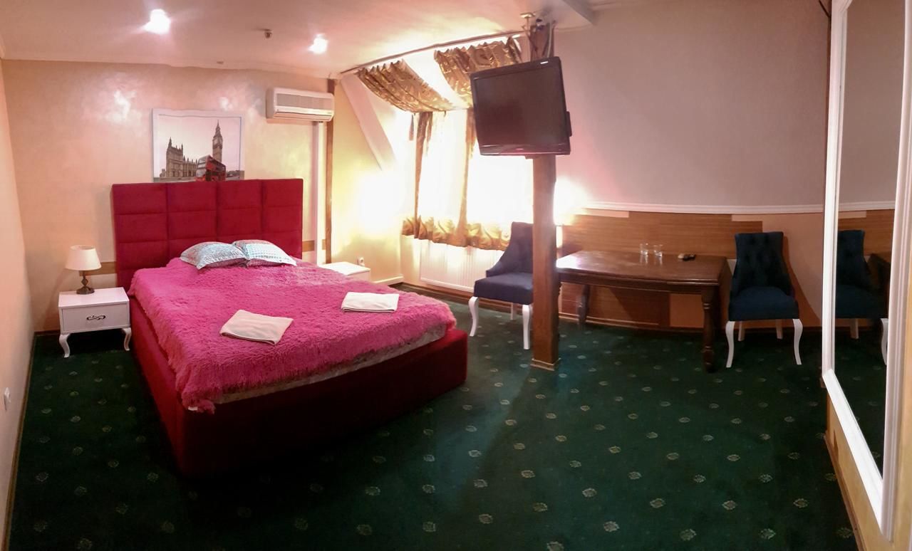 Отель Leoton Hotel Черновцы-10