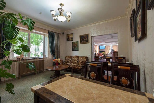 Отель Leoton Hotel Черновцы-19