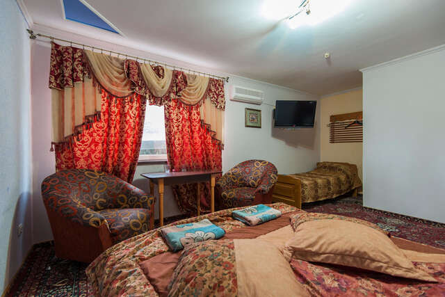 Отель Leoton Hotel Черновцы-21