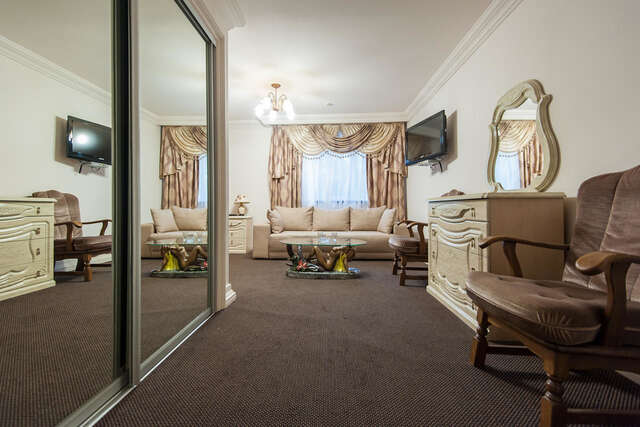 Отель Leoton Hotel Черновцы-27