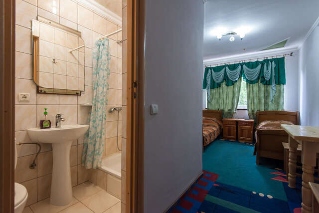 Отель Leoton Hotel Черновцы-40